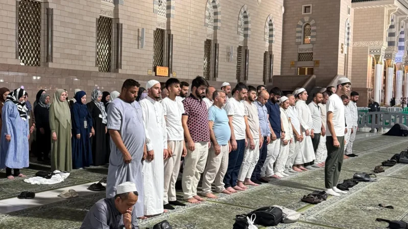 mescidi nebevi halıları, medine ziyaret yerleri